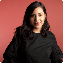 Podcasting on YouTube: How to Turn Audio into Visual Gold Stephanie Leyva, Thematic Director of Partnerships